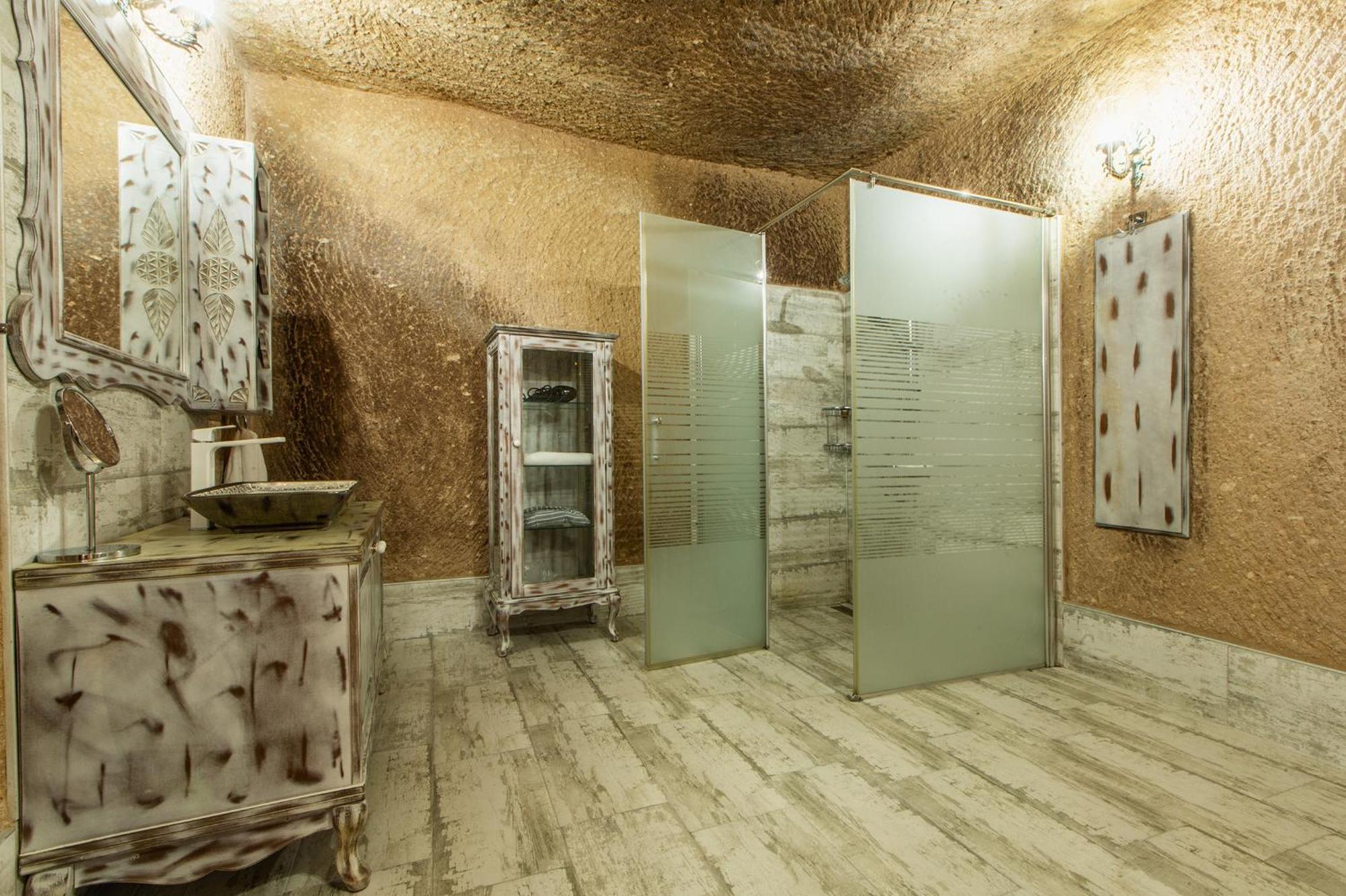 Karlik Cave Suite Cappadocia Учгісар Екстер'єр фото